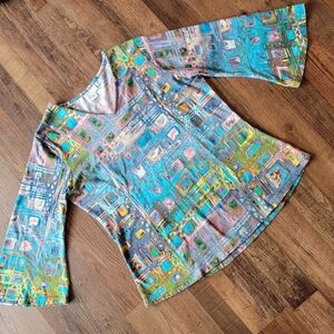 Parsley & Sage V-neck Bell Sleeve Colorful Geometric Print Top